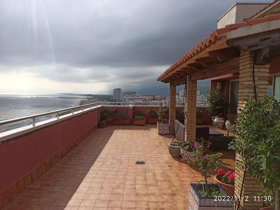 Espectacular Terraza Y Vistas En 1A Linea De Playa Daire Cullera Dış mekan fotoğraf